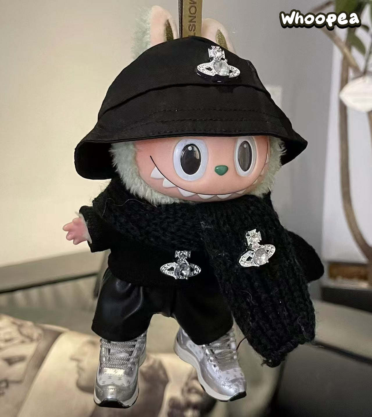 Prabangos įkvėptas Labubu stiliaus drabužių rinkinys