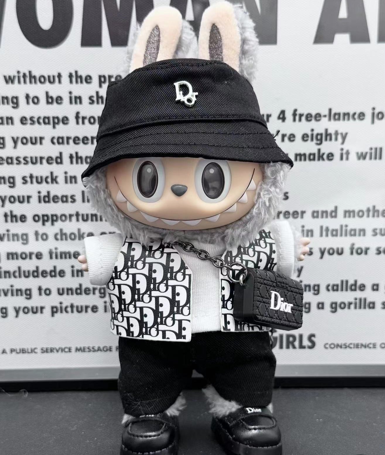 Prabangos įkvėptas Labubu stiliaus drabužių rinkinys