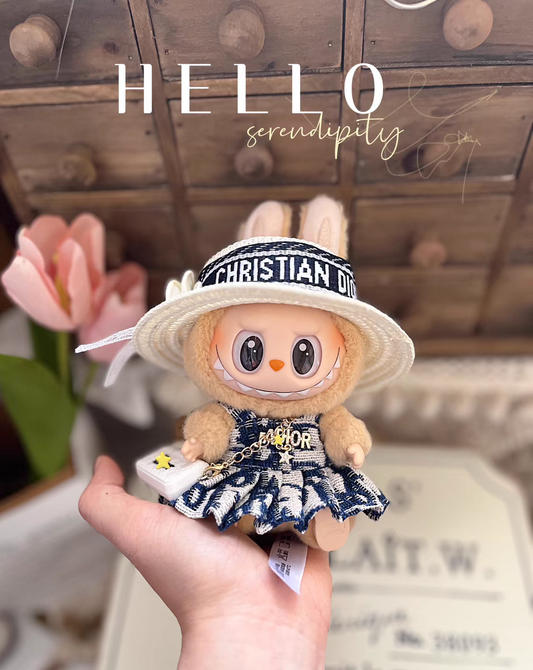 Prabangos įkvėptas Labubu stiliaus drabužių rinkinys